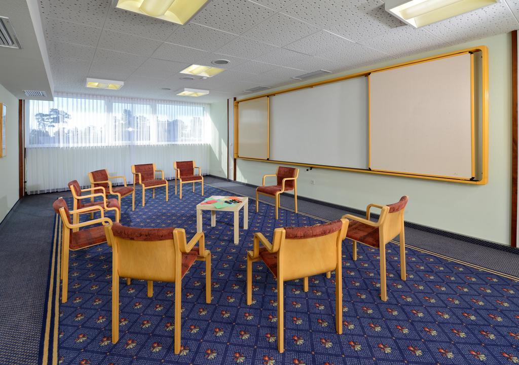 באד קיסינגן Hotel Sonnenhuegel מראה חיצוני תמונה